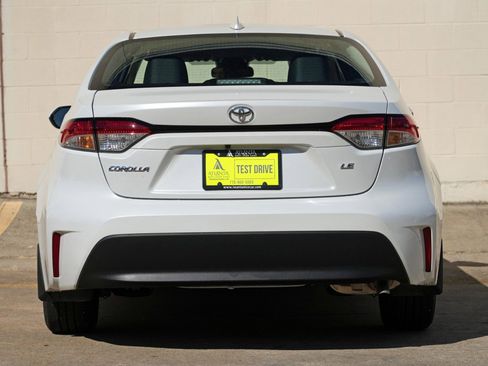 Used 2025 Toyota Corolla LE FWD image 10