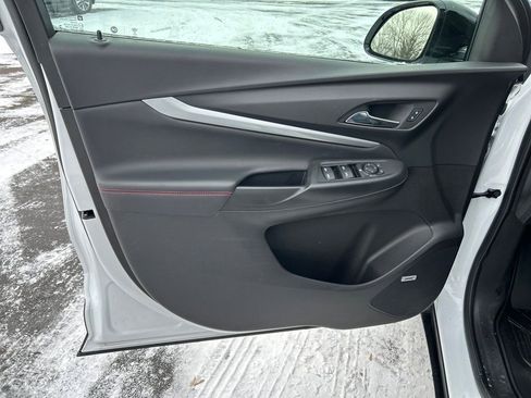 Used 2023 Chevrolet Bolt EUV Premier w/ Sun & Sound Package image 17