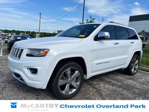 Used 2015 Jeep Grand Cherokee Overland AWD/4WD image 7