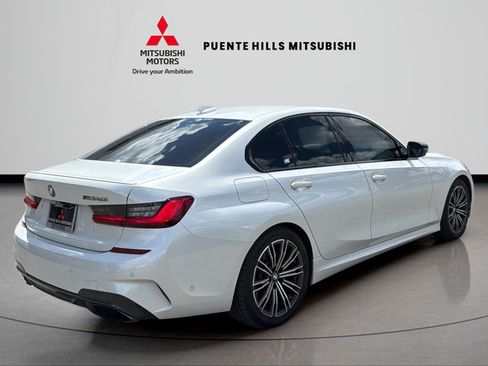 Used 2021 BMW M340i RWD image 5