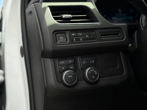 Used 2023 Chevrolet Tahoe RST w/ Luxury Package AWD/4WD image 13