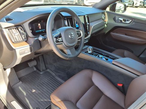 Certified 2023 Volvo XC60 B5 Plus w/ Protection Package Premier image 20