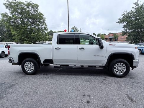 Used 2023 Chevrolet Silverado 2500 LTZ w/ Gooseneck/5TH Wheel Package AWD/4WD image 4