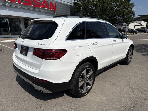 Used 2022 Mercedes-Benz GLC 300 4MATIC image 9