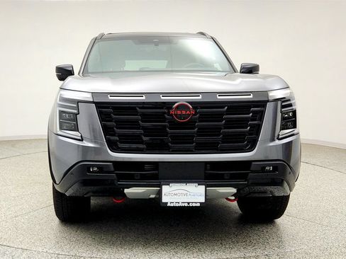 Used 2025 Nissan Armada PRO-4X AWD/4WD image 2