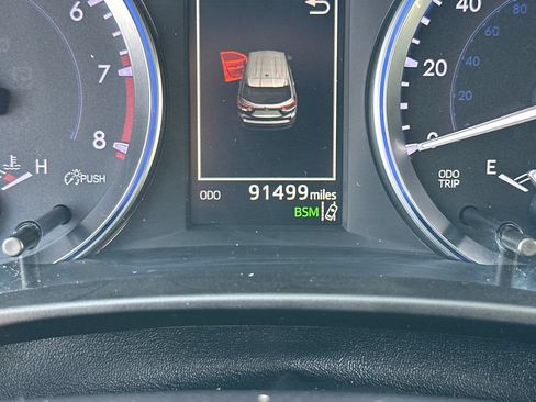 Used 2017 Toyota Highlander XLE AWD/4WD image 13