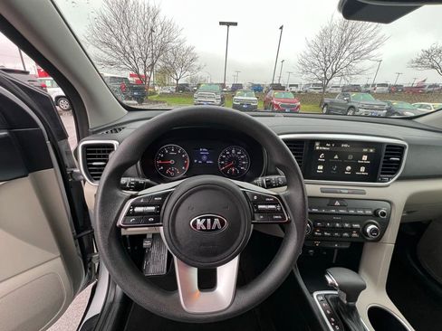 Used 2022 Kia Sportage LX w/ LX FWD Value Edition Package image 35