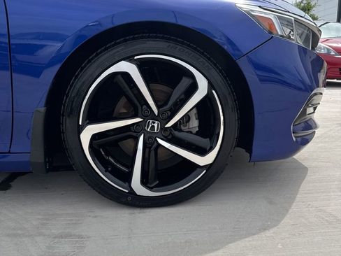 Used 2019 Honda Accord Sport image 29