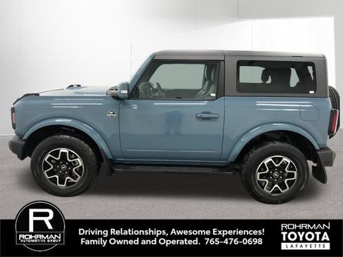 Used 2023 Ford Bronco Outer Banks AWD/4WD image 3
