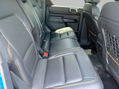 Used 2024 Ford Bronco Badlands AWD/4WD image 13