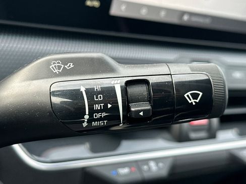 Used 2025 Kia K4 GT-Line Turbo image 38