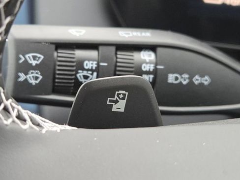 New 2026 Chevrolet Equinox EV LT image 15