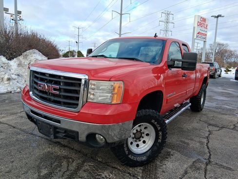 Used 2008 GMC Sierra 2500 SLE w/ Z71 Off-Road Package image 1