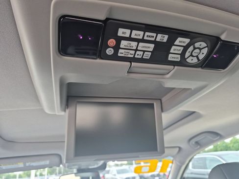 Used 2016 Honda Pilot Touring image 28