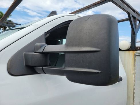 Used 2017 GMC Sierra 2500 Base image 14