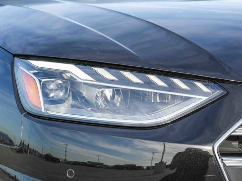 Used 2023 Audi A4 2.0T Premium w/ Convenience Package image 4