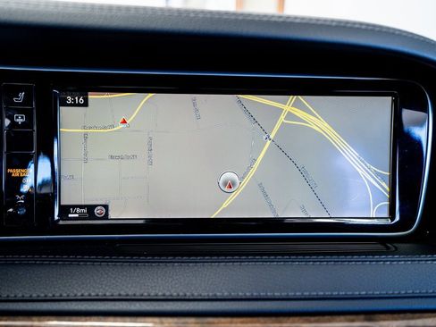 Used 2015 Mercedes-Benz S 550 Sedan image 36