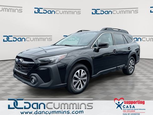 Used 2023 Subaru Outback Premium AWD/4WD image 1