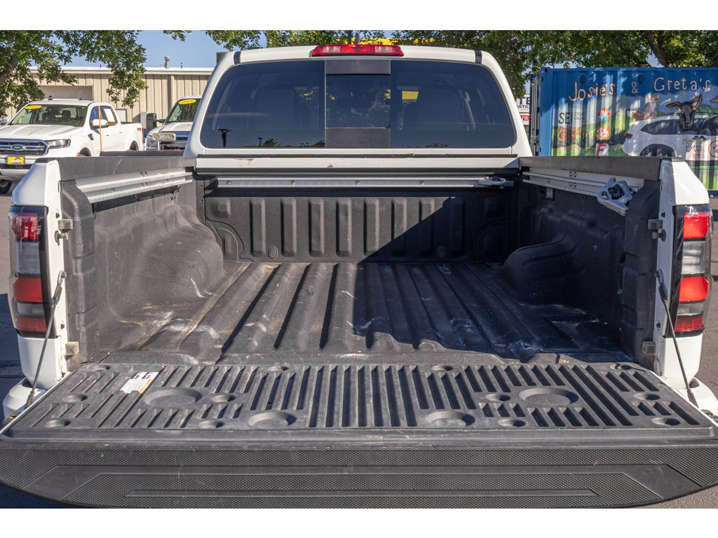 Used 2023 Nissan Frontier SV w/ Technology Package AWD/4WD image 14