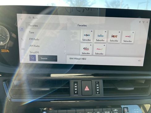 Certified 2025 Lexus ES 300h F Sport image 14