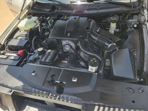 Used 2003 Lincoln Town Car Cartier RWD image 18