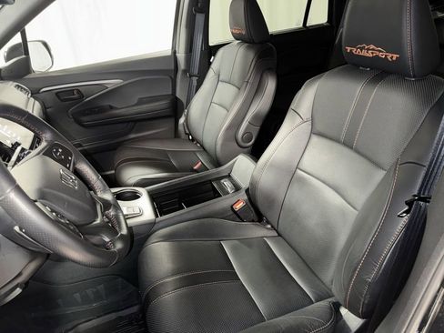 Certified 2022 Honda Passport TrailSport image 17