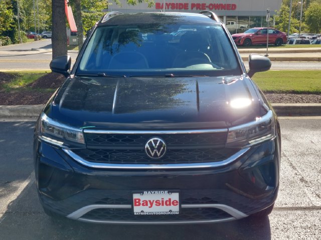 Used 2023 Volkswagen Taos S w/ Driver Assistance Package AWD/4WD image 5