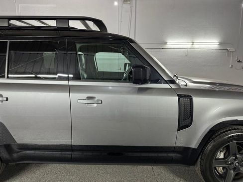 Used 2022 Land Rover Defender 110 X-Dynamic SE image 6