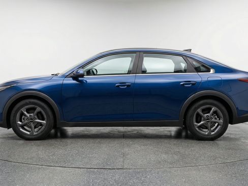 Used 2025 Kia K4 FWD image 5