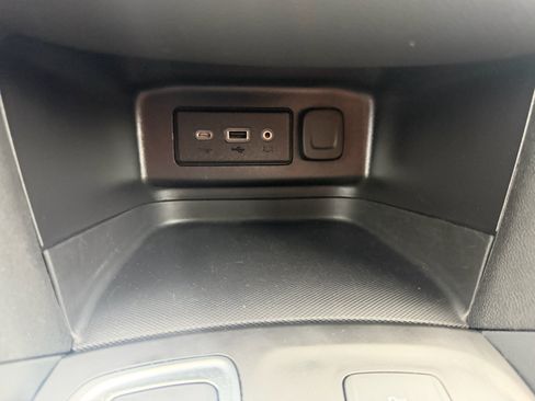 Used 2024 Chevrolet Equinox LT AWD/4WD image 25