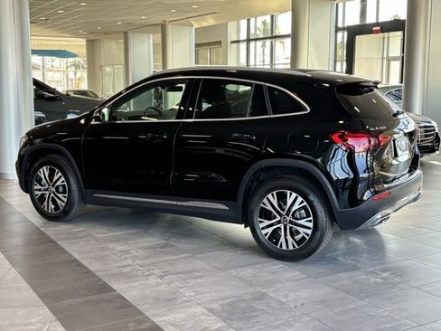 Certified 2025 Mercedes-Benz GLA 250 image 6