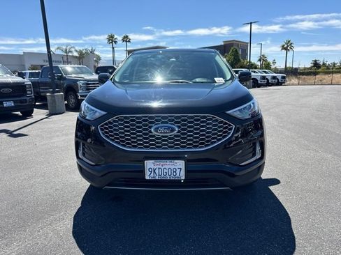 Certified 2024 Ford Edge SEL w/ Convenience Package AWD/4WD image 3