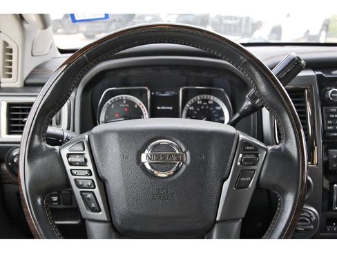 Used 2016 Nissan Titan Platinum Reserve AWD/4WD image 13