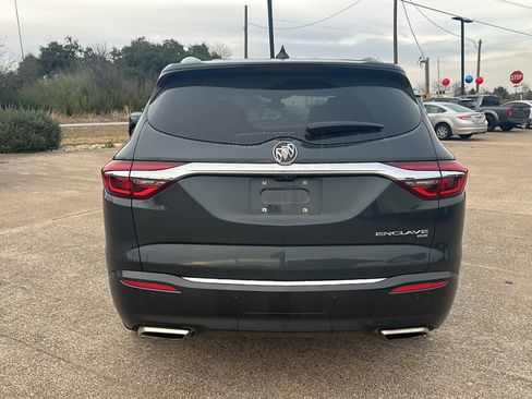 Used 2019 Buick Enclave Avenir w/ Avenir Technology Package image 5