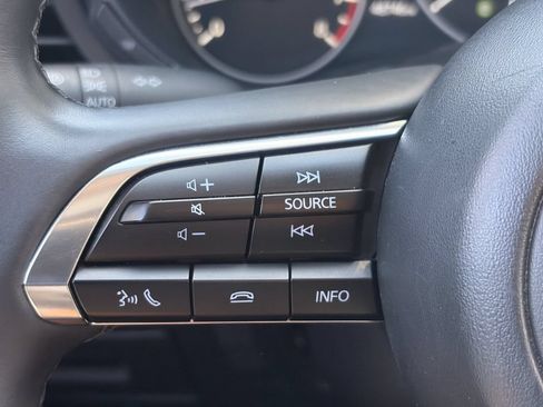 Used 2025 MAZDA MAZDA3 s FWD image 27
