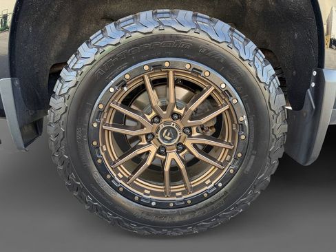 Used 2019 Chevrolet Silverado 1500 High Country AWD/4WD image 11