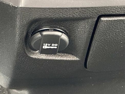 Used 2023 RAM 1500 Classic SLT w/ Electronics Group image 30