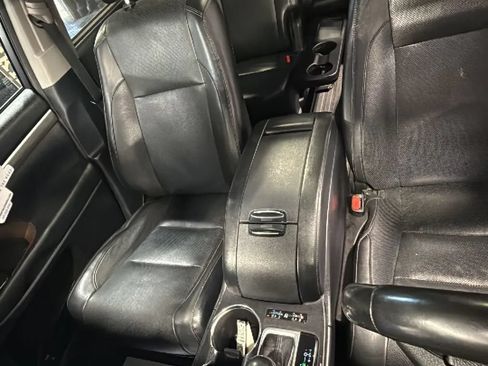 Used 2018 Toyota Highlander Limited Platinum AWD/4WD image 26