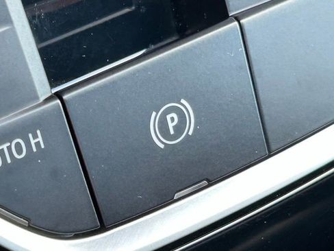 Used 2023 BMW X3 sDrive30i w/ M Sport Package image 39