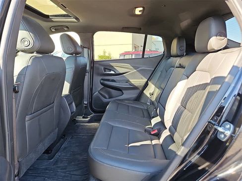 Used 2024 Buick Envista Avenir image 10