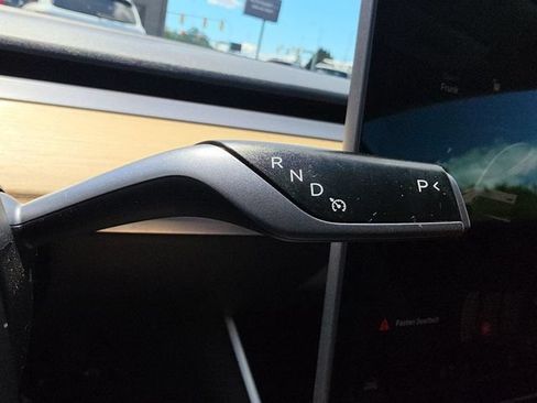 Used 2018 Tesla Model 3 Long Range RWD image 30