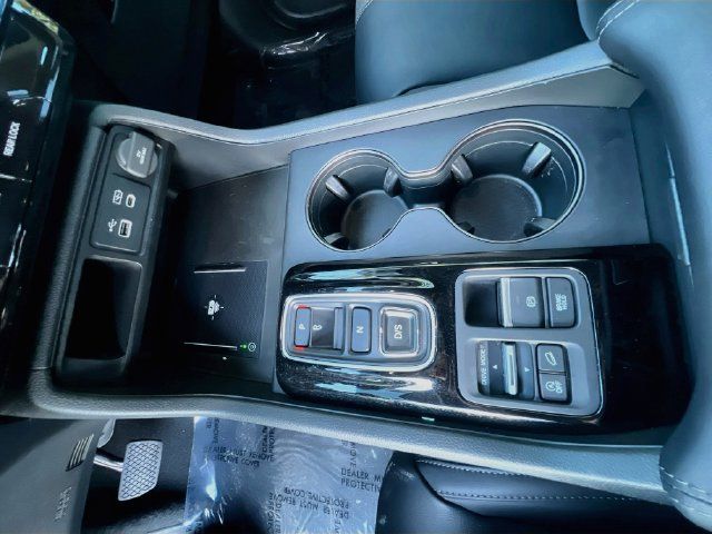 Used 2023 Honda Pilot EX-L image 25