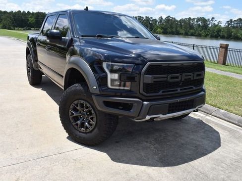 Used 2019 Ford F150 Raptor w/ Equipment Group 802A Luxury AWD/4WD image 2