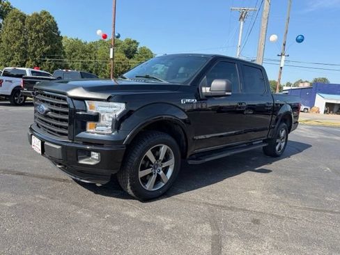 Used 2016 Ford F150 XLT w/ Equipment Group 302A Luxury AWD/4WD image 18