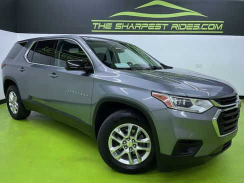 Used 2020 Chevrolet Traverse LS image 1
