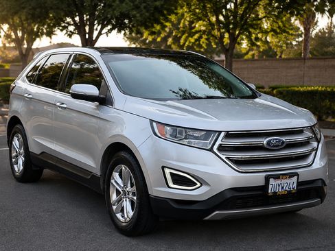 Used 2016 Ford Edge SEL w/ Equipment Group 201A FWD image 7