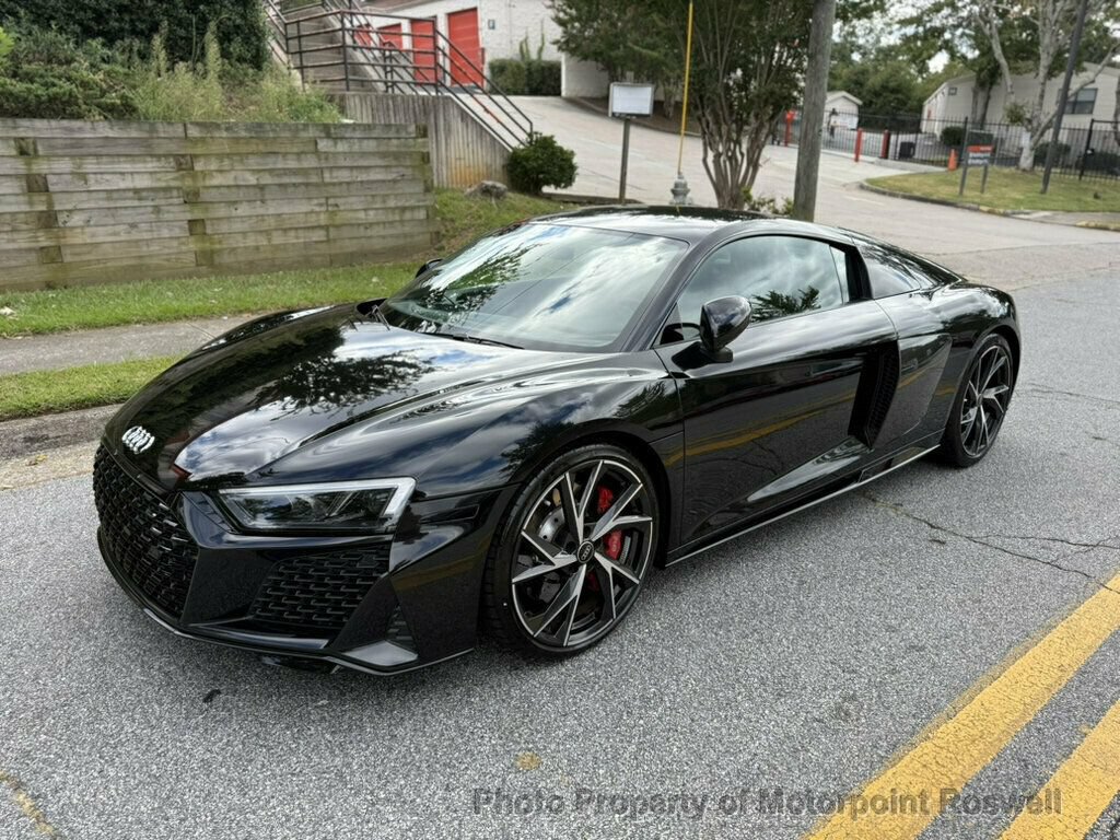 Used 2023 Audi R8 V10 performance RWD image 2
