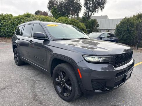 Used 2021 Jeep Grand Cherokee L Laredo AWD/4WD image 2