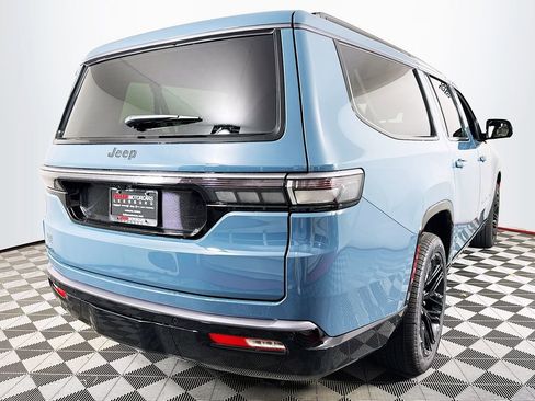 New 2026 Jeep Grand Wagoneer L Limited AWD/4WD image 7