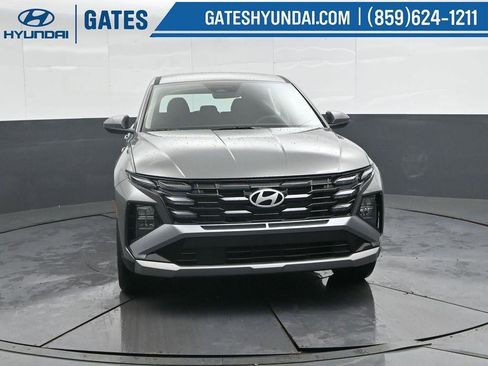 New 2026 Hyundai Tucson SE image 5